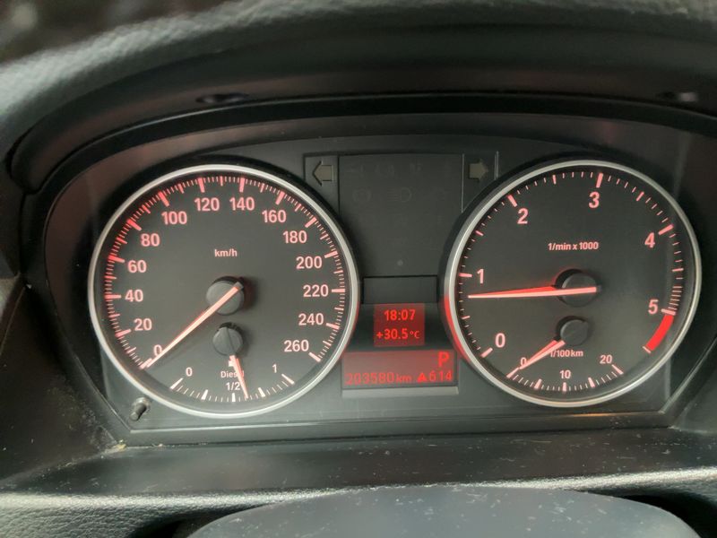 BMW X1 xDrive 20d 2010 – снимка 18