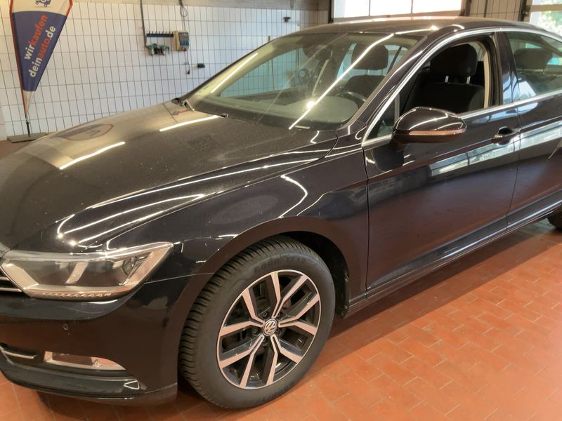 Volkswagen Passat 1.6 TDI Comfortline BlueMotion Tech 2017 – снимка 2