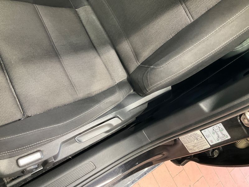 Volkswagen Passat 1.6 TDI Comfortline BlueMotion Tech 2017 – снимка 27