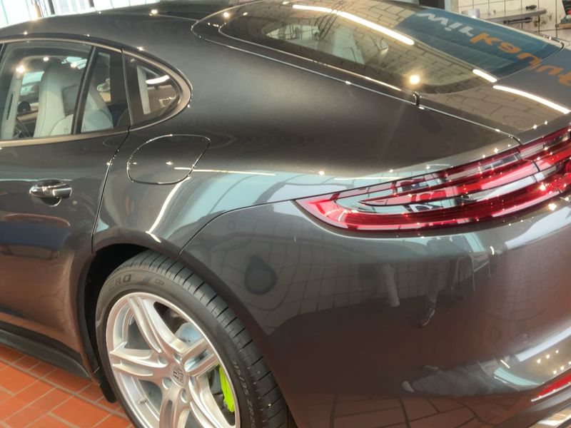 Porsche Panamera 4 E-Hybrid 2019 – снимка 6