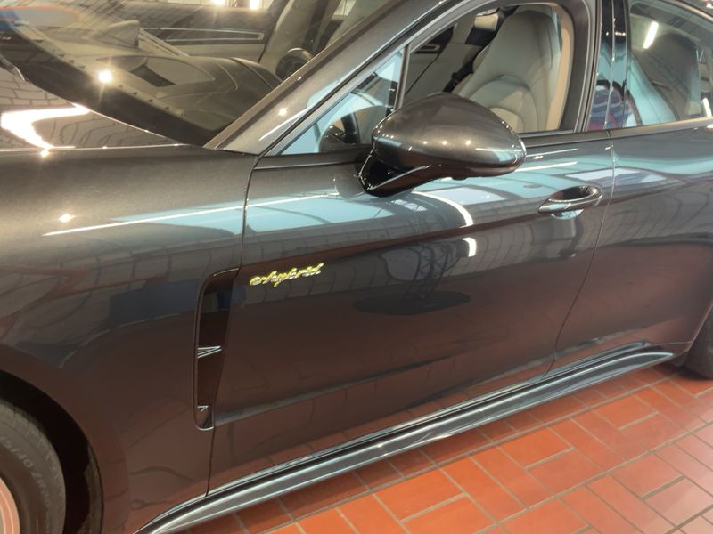Porsche Panamera 4 E-Hybrid 2019 – снимка 4