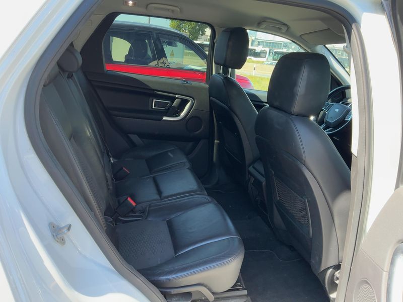 Land Rover Discovery Sport 2.0 Td4 SE AWD 2016 – снимка 19