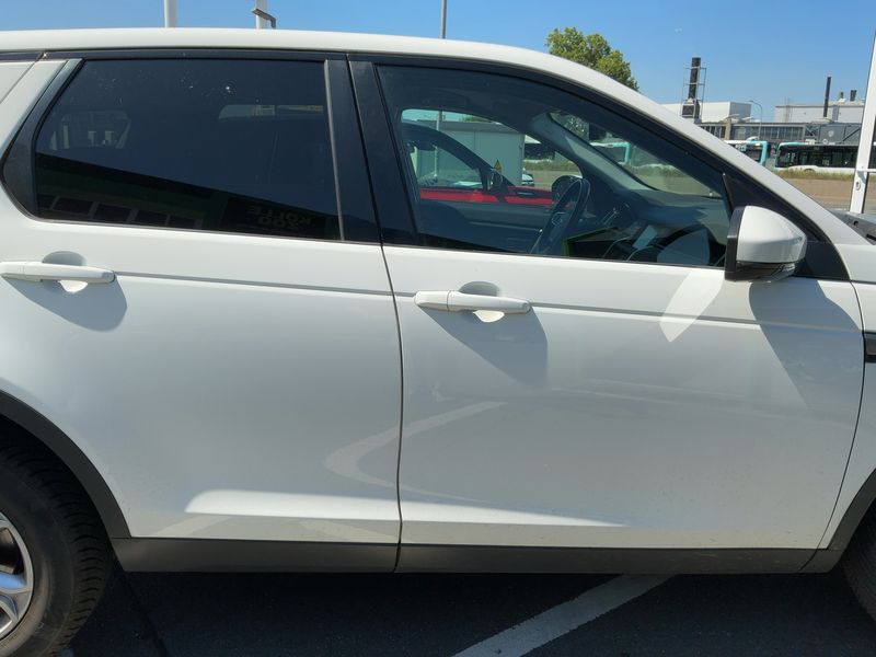 Land Rover Discovery Sport 2.0 Td4 SE AWD 2016 – снимка 10