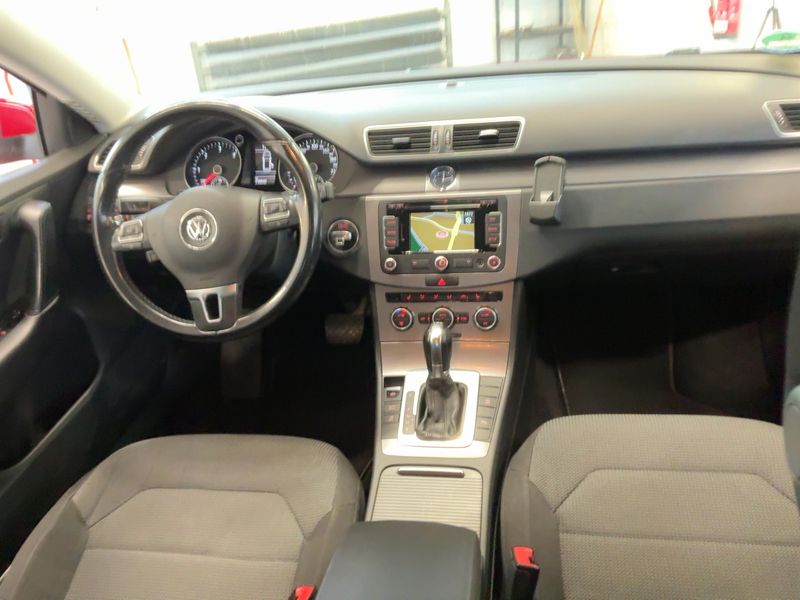 Volkswagen Passat 2.0 TDI Comfortline BlueMotion Tech 2013 – снимка 18