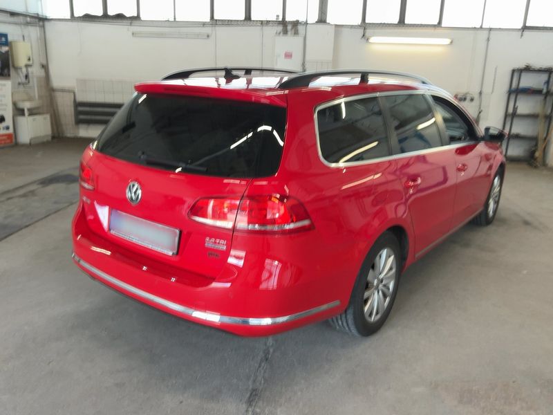 Volkswagen Passat 2.0 TDI Comfortline BlueMotion Tech 2013 – снимка 8