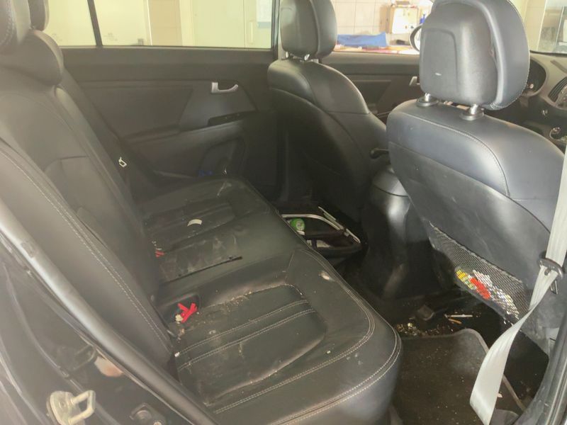 Kia Sportage 2.0 CRDi Spirit 4WD 2012 – снимка 19