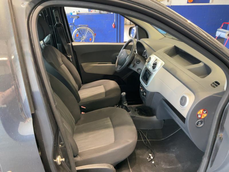Dacia Dokker 1.5 dCi Diesel Laureate 2013 – снимка 16