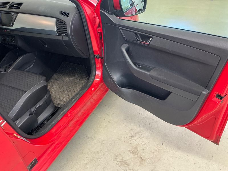 Skoda Fabia 1.4 TDI Ambition 2017 – снимка 29