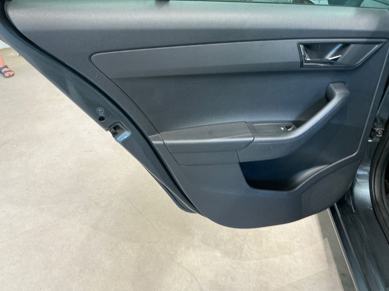 Skoda Fabia 1.4 TDI Style 2016 – снимка 25