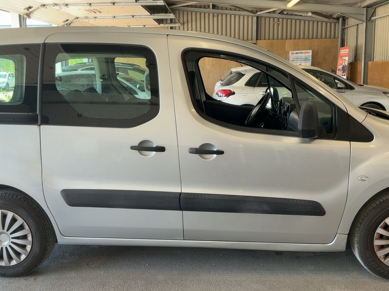 Peugeot Partner 1.6 HDi Confort 2009 – снимка 10