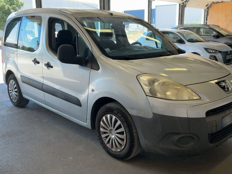 Peugeot Partner 1.6 HDi Confort 2009 – снимка 12