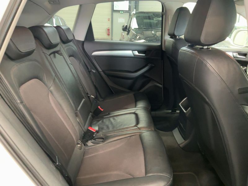 Audi Q5 2.0 TDI clean diesel quattro 2015 – снимка 19