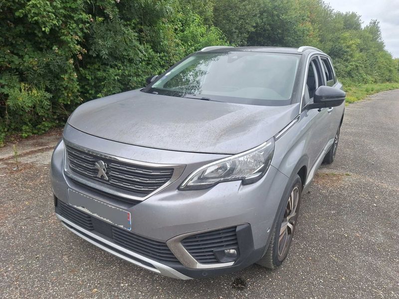 Peugeot 5008 1.2 PureTech Allure 2019 – снимка 1