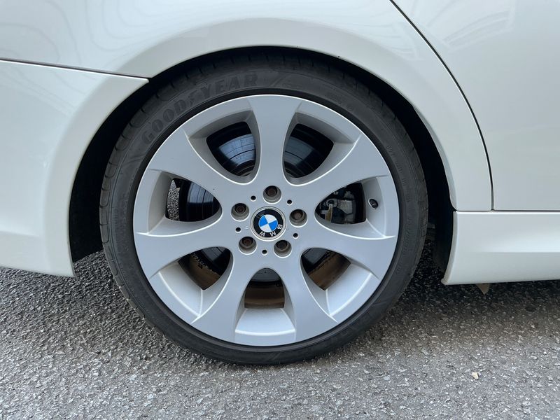 BMW 3er 330d 2011 – снимка 9