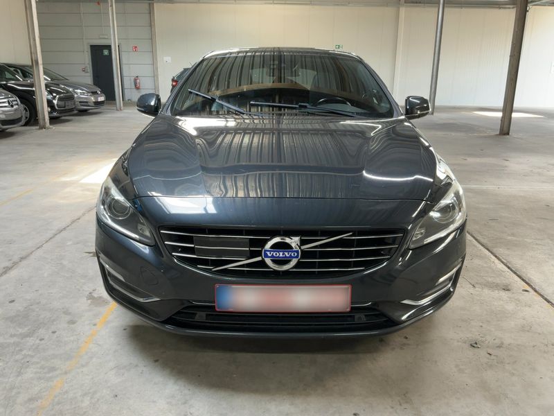 Volvo V60 2.4 D6 Plug-in Hybrid Summum AWD 2014 – снимка 14