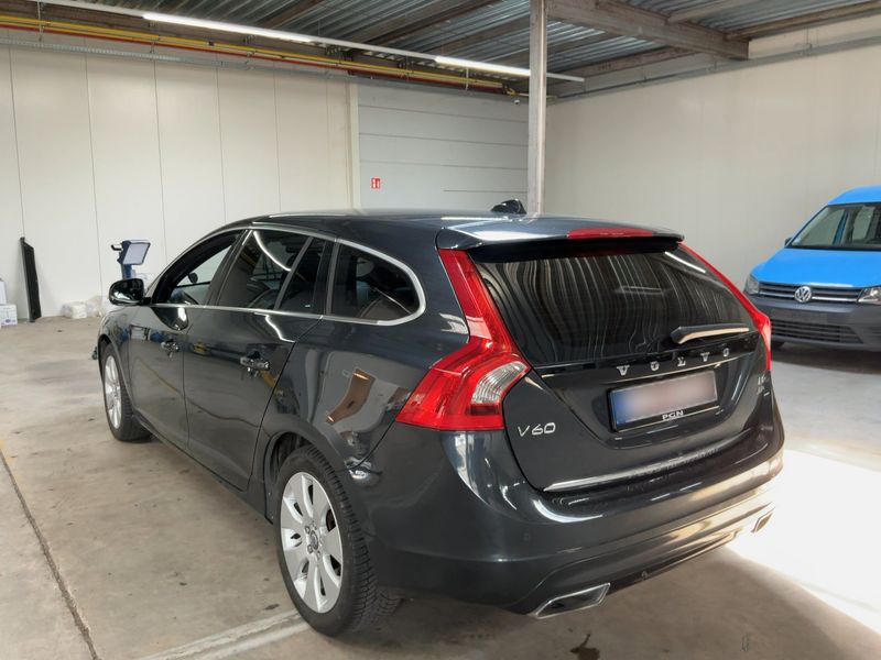 Volvo V60 2.4 D6 Plug-in Hybrid Summum AWD 2014 – снимка 6
