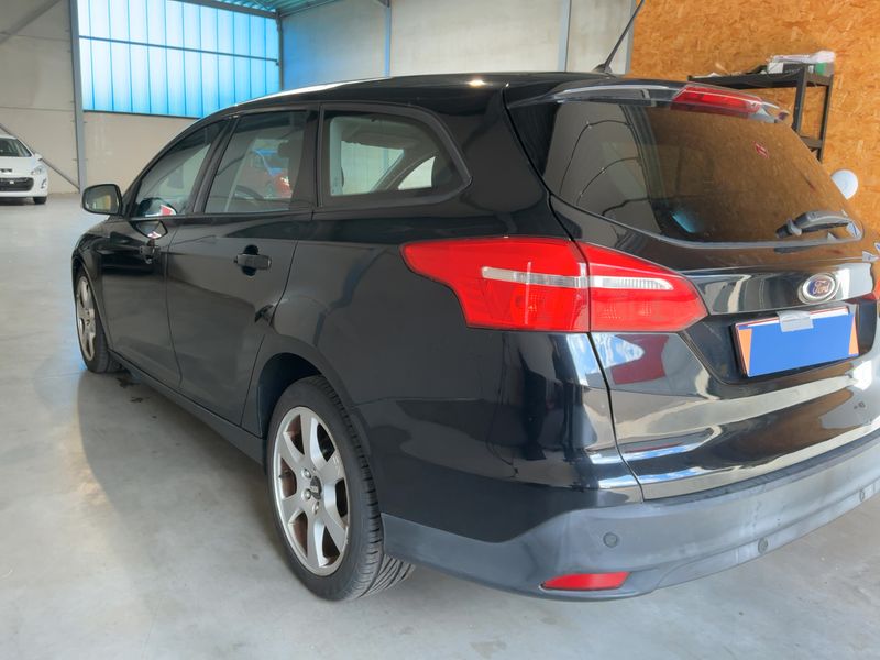 Ford Focus 1.5 TDCi Business 2017 – снимка 6