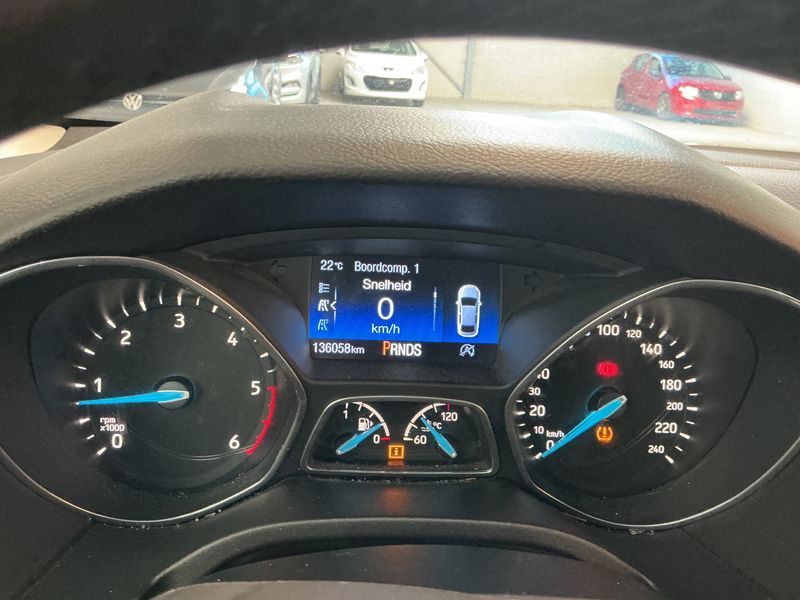Ford Focus 1.5 TDCi Business 2017 – снимка 18