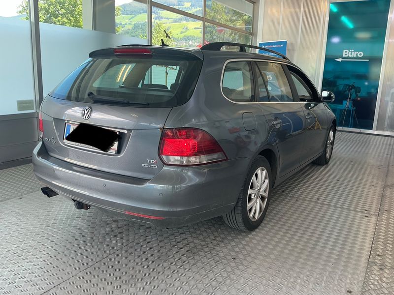 Volkswagen Golf VI 1.6 TDI Rabbit 4Motion 2013 – снимка 2
