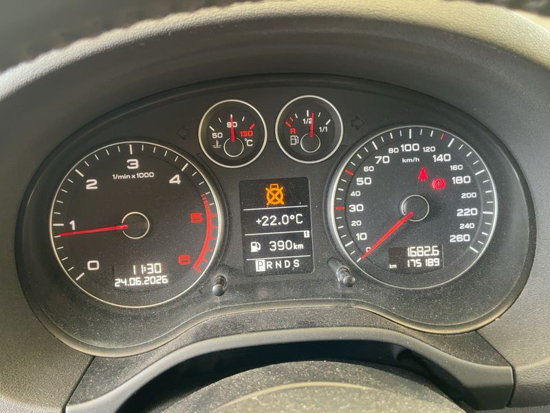 Audi A3 2.0 TDI Ambition 2010 – снимка 18