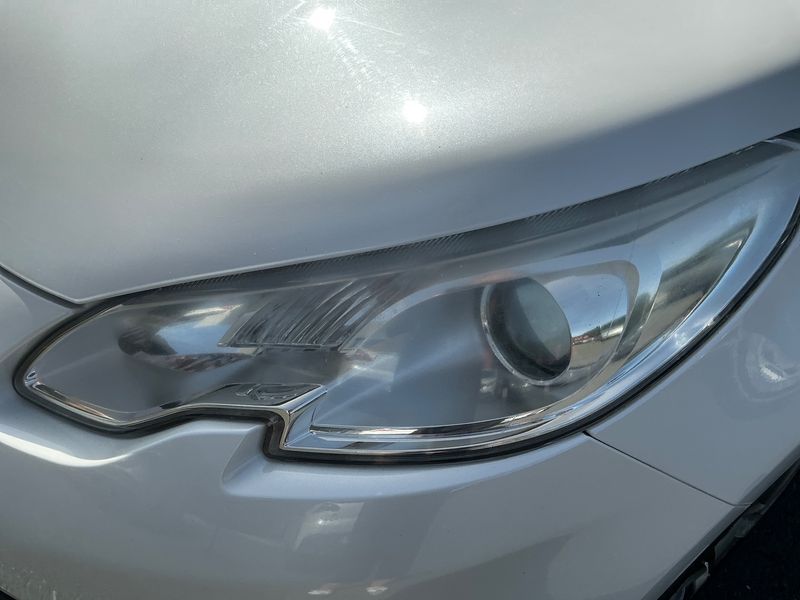Peugeot 2008 1.2 PureTech Crossway 2015 – снимка 42