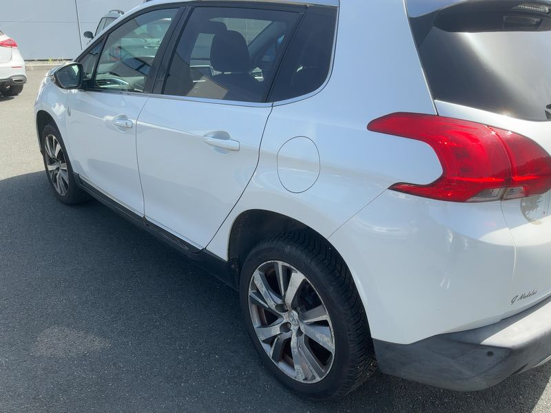 Peugeot 2008 1.2 PureTech Crossway 2015 – снимка 6
