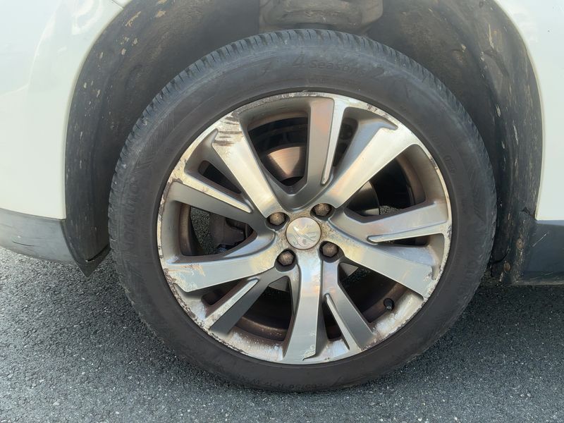 Peugeot 2008 1.2 PureTech Crossway 2015 – снимка 3