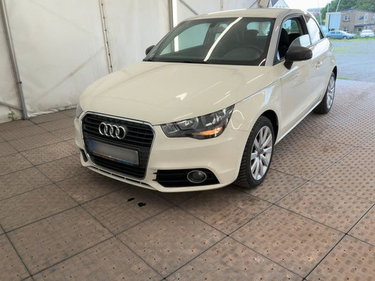 Audi A1 1.2 TFSI Attraction 2011 – снимка 1