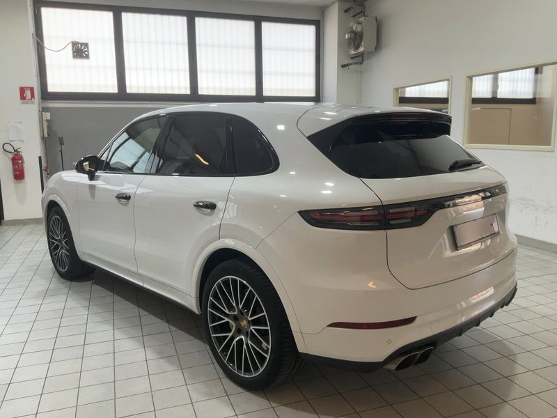 Porsche Cayenne Turbo 2018 – снимка 6