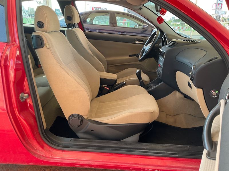 Alfa Romeo Alfa 147 1.6 T.Spark Distinctive 2004 – снимка 3