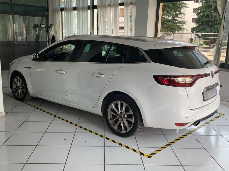 Renault Megane 1.5 dCi Energy Intens 2018 – снимка 6