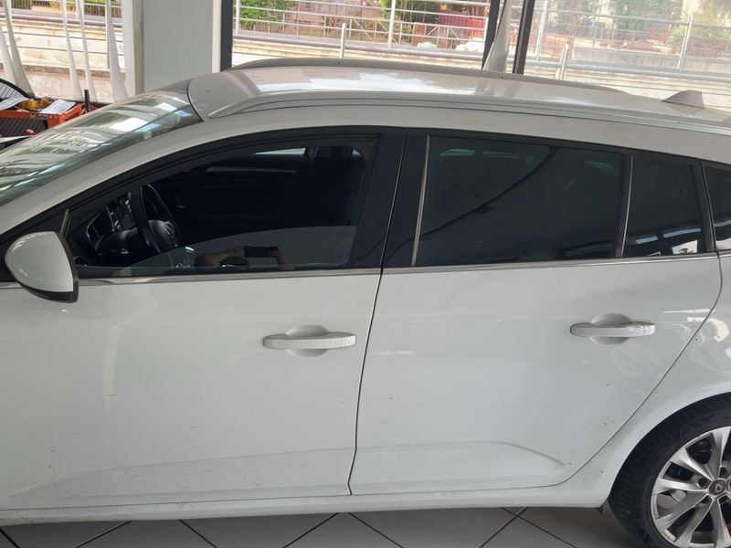 Renault Megane 1.5 dCi Energy Intens 2018 – снимка 4