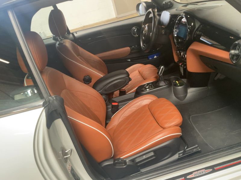 MINI Cabrio Cooper S John Cooper Works Trim 2021 – снимка 16