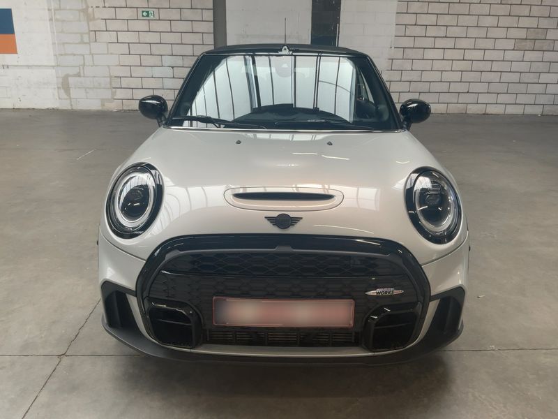 MINI Cabrio Cooper S John Cooper Works Trim 2021 – снимка 14
