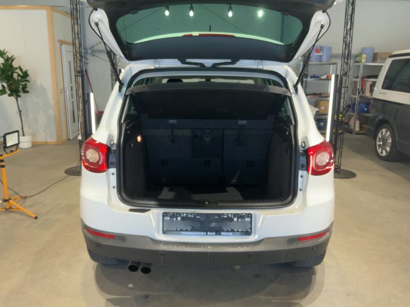 Volkswagen Tiguan 2.0 TDI Sport & Style 4Motion 2010 – снимка 15