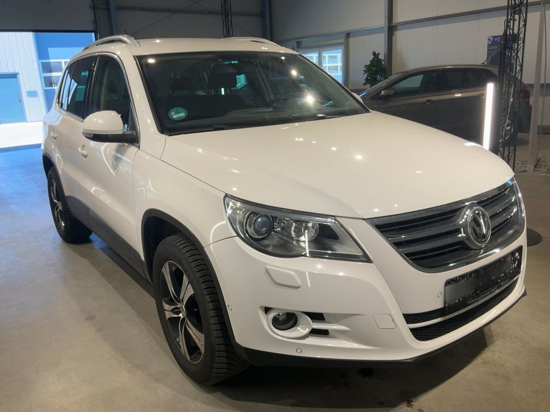 Volkswagen Tiguan 2.0 TDI Sport & Style 4Motion 2010 – снимка 12