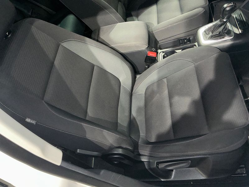Volkswagen Tiguan 2.0 TDI Sport & Style 4Motion 2010 – снимка 29