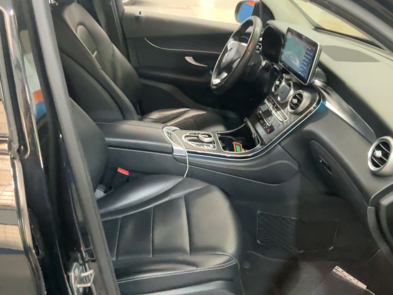 Mercedes-Benz GLC-Klasse GLC 350e 4Matic AMG Line 2017 – снимка 16