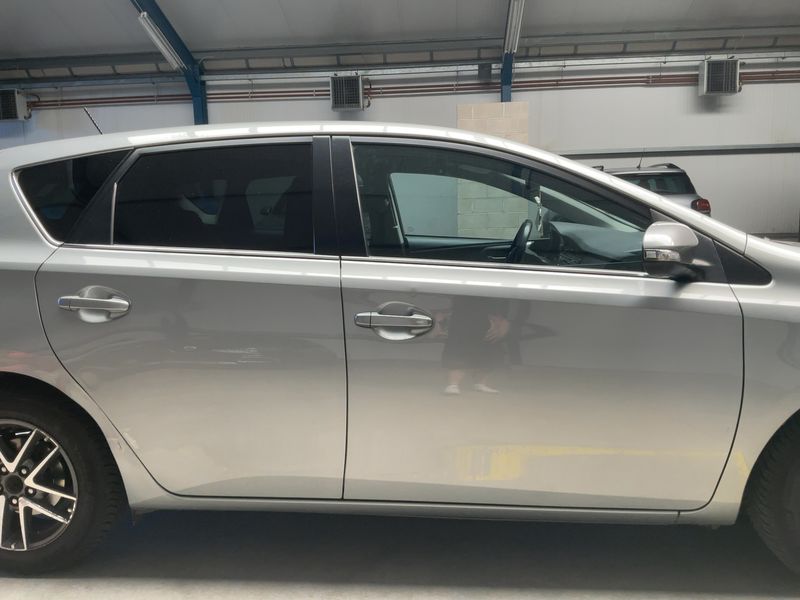 Toyota Auris 1.4 Turbodiesel Edition 2015 – снимка 10