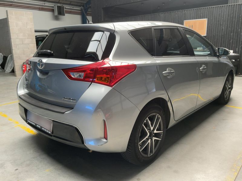 Toyota Auris 1.4 Turbodiesel Edition 2015 – снимка 8
