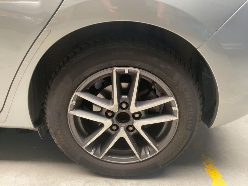 Toyota Auris 1.4 Turbodiesel Edition 2015 – снимка 5