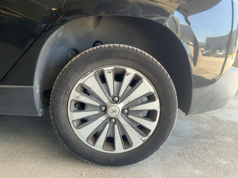 Peugeot 2008 1.6 Blue-HDi Active Business 2017 – снимка 5