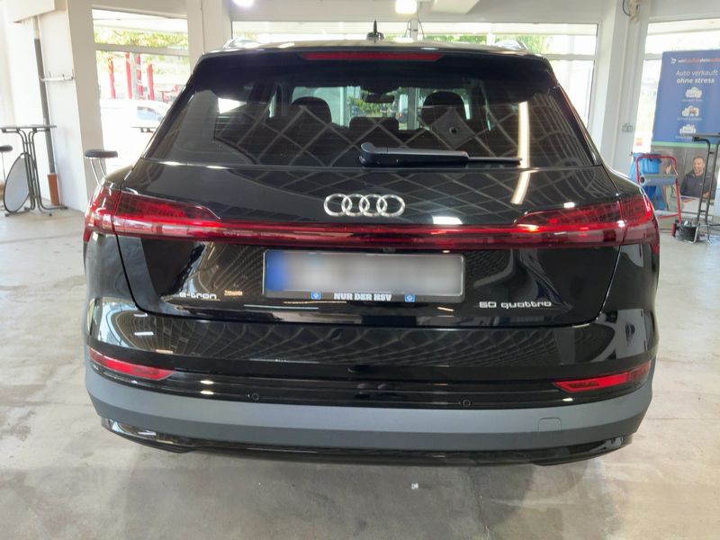 Audi e-tron 50 quattro 2020 – снимка 7