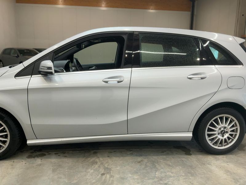 Mercedes-Benz B-Klasse B 180 CDI Urban 2016 – снимка 4