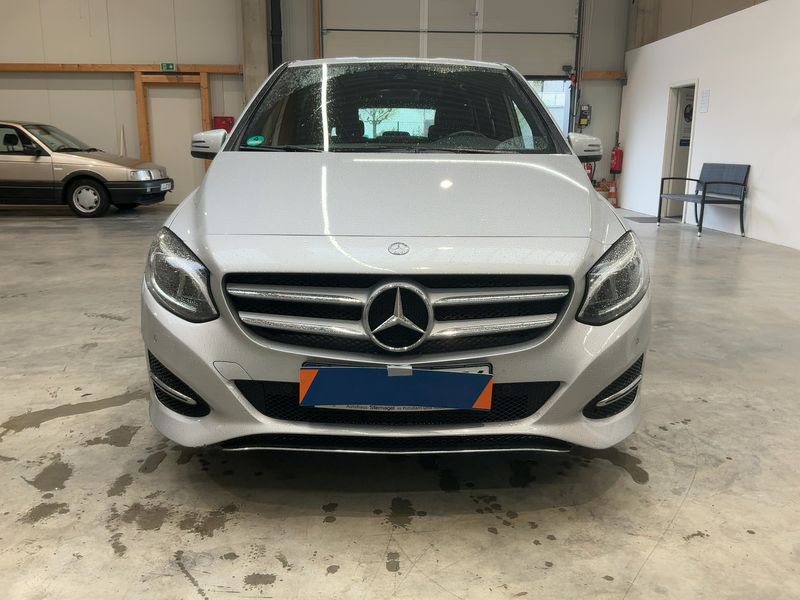 Mercedes-Benz B-Klasse B 180 CDI Urban 2016 – снимка 14