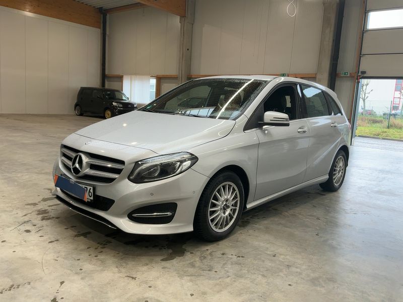 Mercedes-Benz B-Klasse B 180 CDI Urban 2016 – снимка 1
