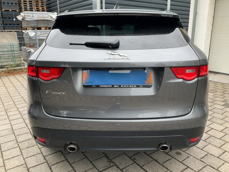 Jaguar F-Pace 25d R-Sport AWD 2018 – снимка 7
