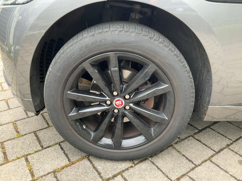 Jaguar F-Pace 25d R-Sport AWD 2018 – снимка 3