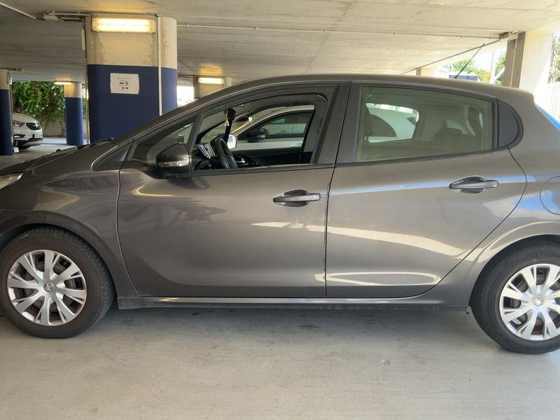 Peugeot 208 1.5 Blue-HDi Active 2018 – снимка 4