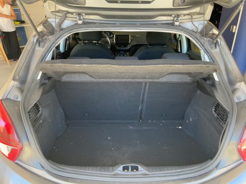 Peugeot 208 1.5 Blue-HDi Active 2018 – снимка 15